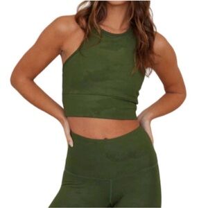 NWT STRUT THIS bowie sport bra in green embossed camo XS